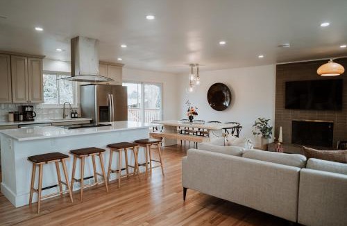 Littleton House | Hot Tub House with BBQ Deck and Workspace