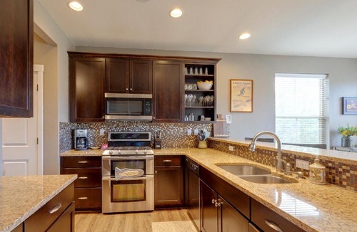 Silvercreek House | Hot Tub, Mtn Views, Resort Perks! Granby Getaway