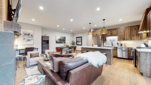 Winter Park Apartment | Hot Tub Steps to Dining and Ski Shuttle