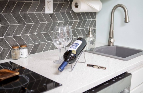Loveland Condo | Hot Tub Studio! Sparkling Clean, Close to Oldtown.
