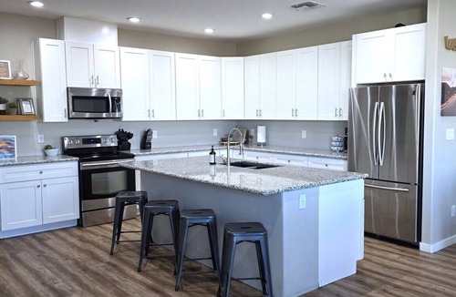 Greenehaven House | Hot Tub w/Lake View, Roof Top Deck, Game Room, W/D