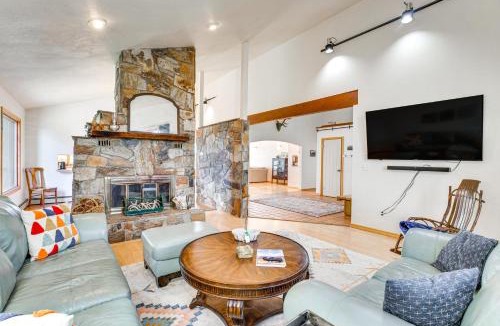 Palisade House | Hot Tub, Wineries, Mtn Views: Palisade Home!