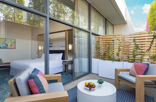 Pasadena Hotel | Hotel Dena, Pasadena Los Angeles, a Tribute Portfolio Hotel