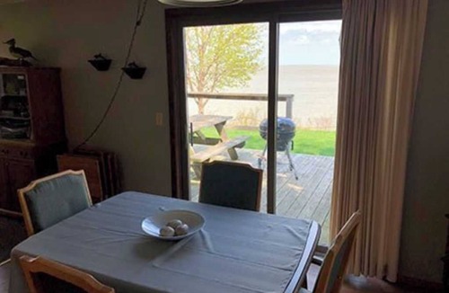 Huron House | House #133 Cozy 3 bedroom Family home with Spectacular views.