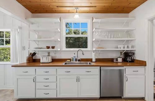 Mariposa House | House on the Hill – Gateway to Yosemite