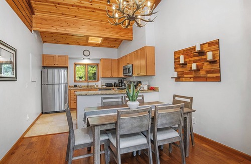 Eagle-Vail Condo | Huge summer promotion! Ideal location, stunning & modern unit mins to BC & Vail.