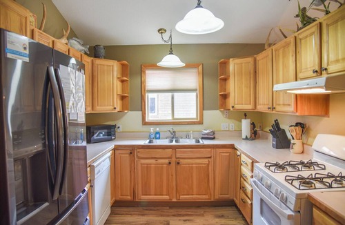 Red River Cabin | Hunter's Haven aka "The White Buffalo"