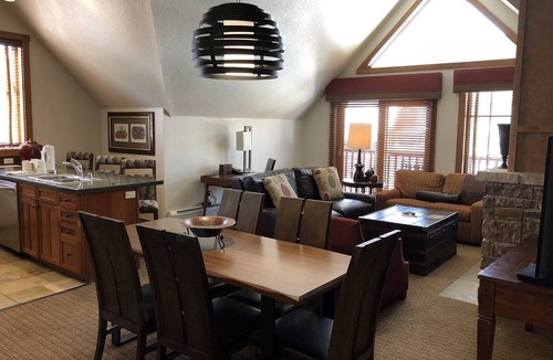 Peak 9 Condo | Hyatt Main Street Station Luxury At Owner Discounted Rates