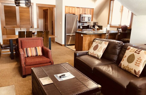 Peak 9 Condo | Hyatt Main Street Station Luxury At Owner Discounted Rates