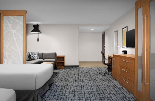 Transit Village Hotel | Hyatt Place Boulder Pearl Street