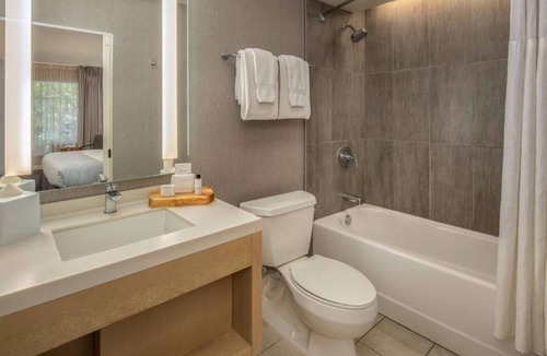 Westside Santa Cruz Hotel | Iconic Nature Views | Monterey Bay. Pool