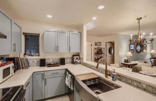 Lower Arapahoe House | Ideal Downtown 1 BDR Near Shops & Trails