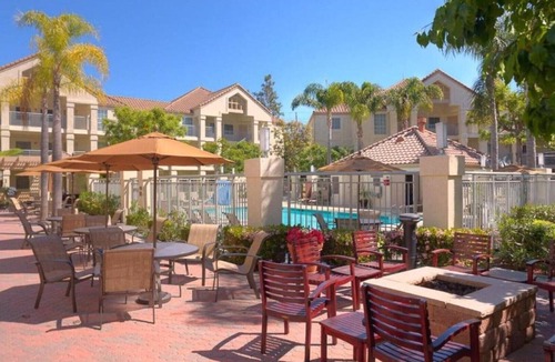 El Segundo House | Ideal Location 5 Miles from SoFi Stadium !