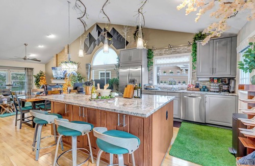 Lakewood House | Immersive Spa Retreat - A Fantasy Smart Home