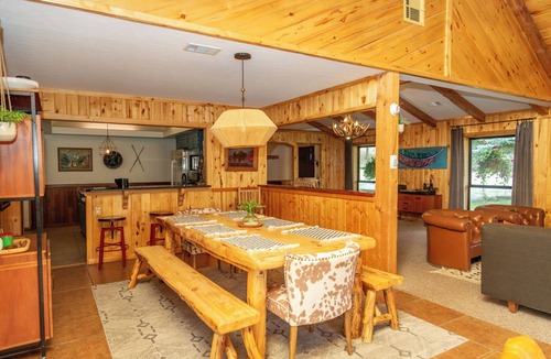 Rio Vista Estates House | In the Heart of South Fork - Fish the Rio, Sleeps 14 Comfortably, Great Views