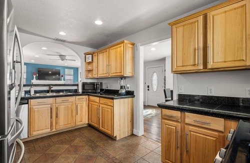 Grand Junction House | In the Heart of Grand Junctions Charming 3-bedroom house
