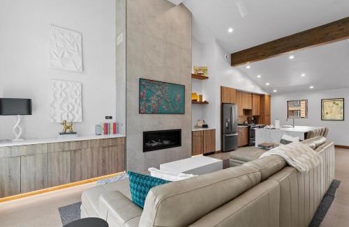 River Run Villa | Inas Way Townhomes Unit C