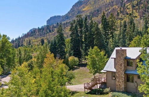 Purgatory Cabin | Incredible Views, Large Deck, Wood Burning Fireplace! Havland Lake 3bed/3bath
