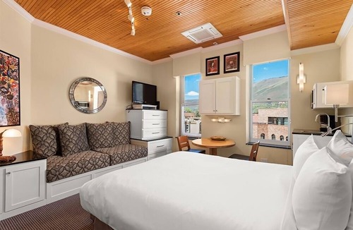 Downtown Hotel | Independence Square 305 | Remodeled, 3rd Floor Hotel Room in Aspen's Best Location
