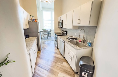 Mile Square Apartment | Indy Apt, Skywalk Access, Gym & Private Parking