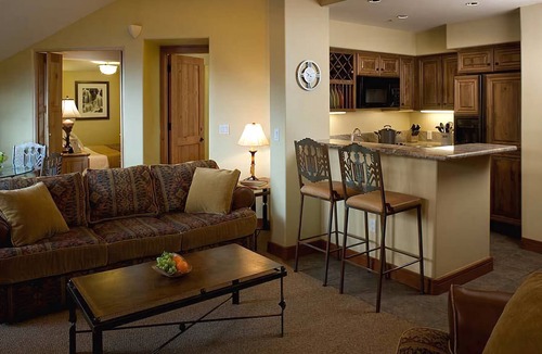 Mountain Village Hotel | Inn at Lost Creek