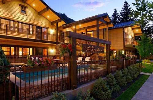 West End Condo | Innsbruck Aspen | Deluxe One-Bedroom Junior Suite 02 w/Hot tub Access, Centrally located