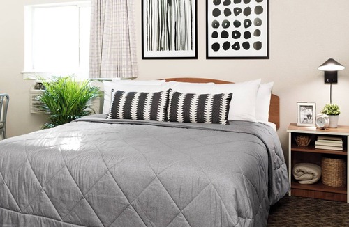 Aurora Hotel | InTown Suites Extended Stay Select Denver Aurora South