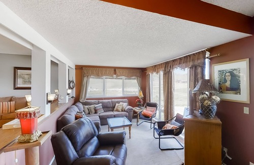 Silvercreek Condo | Inviting condo with outdoor heated pool, private hot tub, fireplace & W/D access