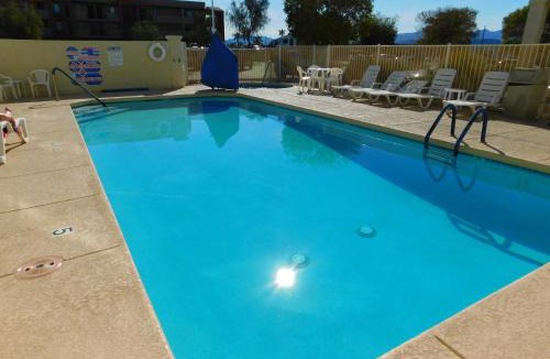 Lake Havasu City Hotel | Island Suites