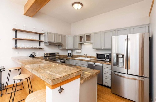 Eagle-Vail Condo | Jagerhaus Chalet I 2BR Condo Between Vail and BC