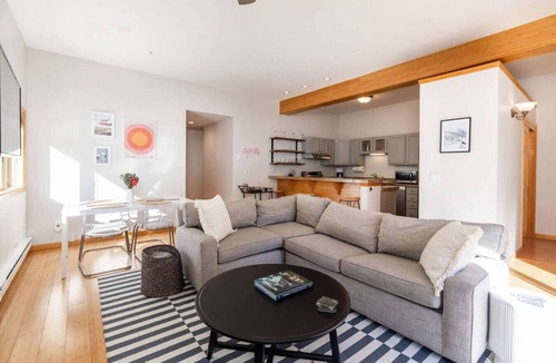 Eagle-Vail Condo | Jagerhaus Chalet I 2BR Condo Between Vail and BC