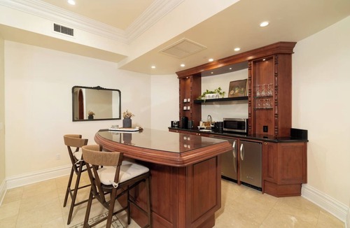 San Miguel Villa | Jules Villa | Downstairs Estate Suite & Pool