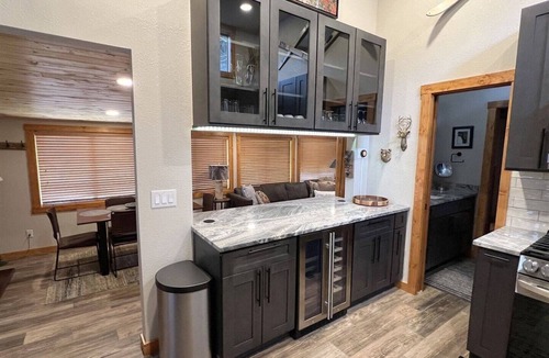 Breckenridge Ski Chalet | Just listed "Ullr's Hideaway" 2 bedroom Chalet 5 min to Breckenridge