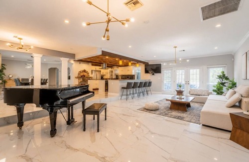 Dania Beach House | Key to luxury Basketbal CT Sauna Pool Dania Beach