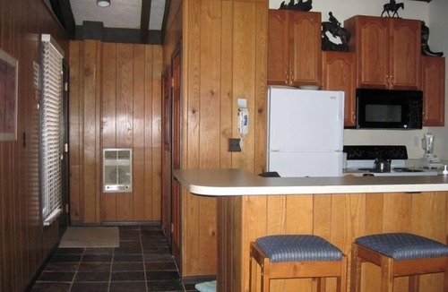 Mountain House Condo | Keystone Key Condo #2975 - Re-Opened for 2024-25 Skiing/Boarding ! Book Now.