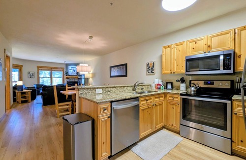 Mountain House Condo | Keystone Retreat | Balcony w/Views & Hot Tubs