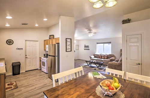 Kingman House | Kid-Friendly Kingman Home Near Parks & Dining