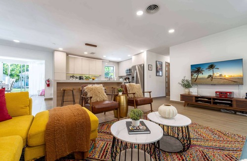 Imperial Point House | [Kids Favourite] World Cup Family Oasis | 3BR | Pool, Hot Tub
