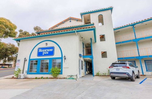 San Clemente Apartment | King Bed Walkin|San Clemente