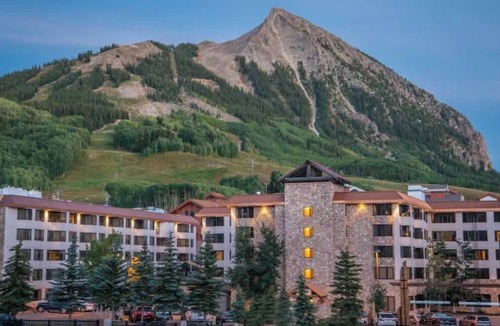 Mount Crested Butte Condo | King Suite w Pool & Hot Tub, Near Ski Lifts