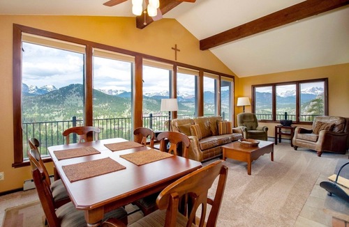 Windcliff Estates House | Kintzle Vacation Home at Windcliff