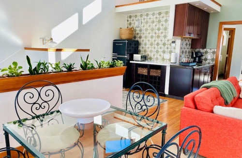 Longmont House | La Casita Colorado - Sleeps 4 People