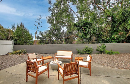 East Mesa House | La Mesa Retreat SB - 4-Bed Home Near The Beach