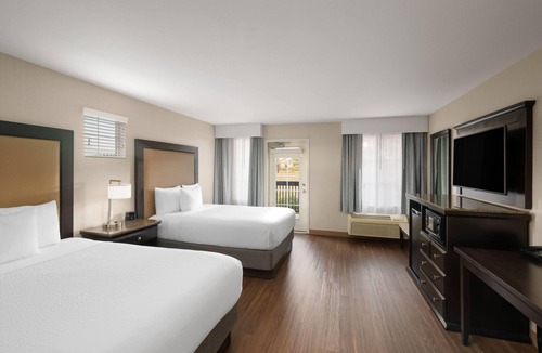 Paso Robles Hotel | La Quinta Inn & Suites by Wyndham Paso Robles
