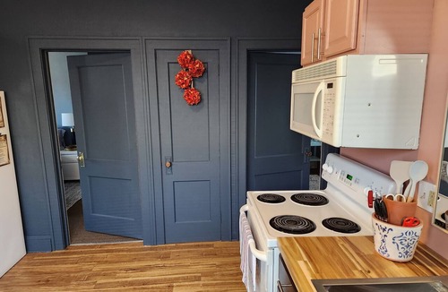 Little Italy Apartment | La rapsodia in blu della Little Italy *family run*