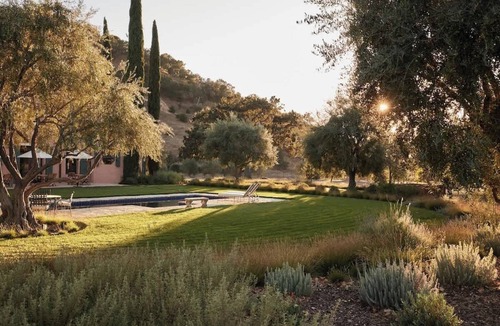 Santa Barbara Villa | La Tarantella Tuscan Villa w/Pool!