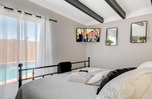 Las Vegas House | Lady Luck Villa w/Pool & Games Near Strip