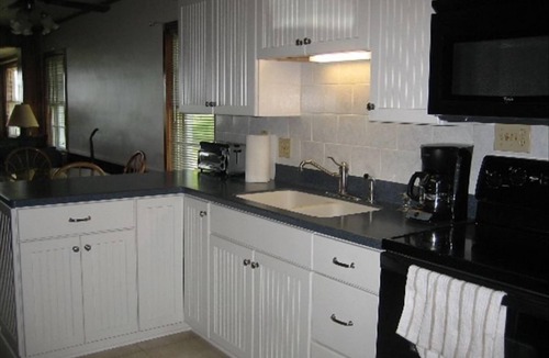 Vermilion Cottage | Lake Front Lake Erie