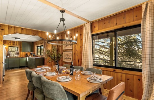 Granby Cabin | Lake Granby Lakefront Cabin - Near RMNP - Hot Tub - Ski - Hike - Boating