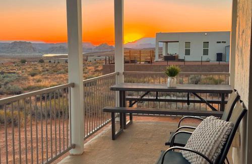 Greenehaven House | Lake Powell Views and Prime Location